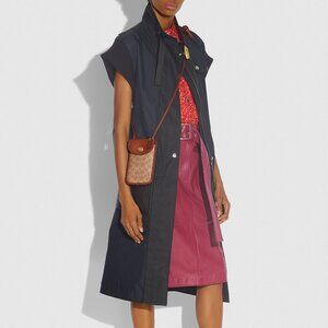 NWT Coach Retail 320 Flat Turnlock Phone Crossbody 12 In Signature Canvas Brown